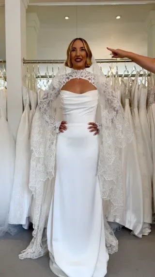 Style GWINN by @justinalexander with us 🤍

Between us, this dreamy fit and flare wedding dress will look heavenly however you plan to style her 💭

Want to try GWINN by Justin Alexander? Book your House of Snow private bridal appointment today via DM, our online booking system or by giving us a call 📞

We can’t wait to welcome you into our stunning Suffolk bridal boutique🫶🏼

The House of Snow Team x